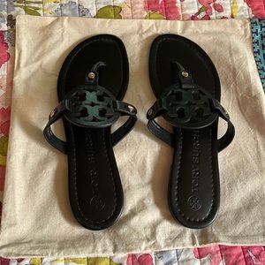 Tory Burch Miller. Calf leather. Black size 8.